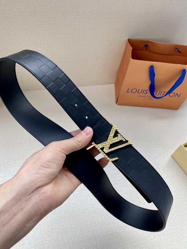 激安ルイヴィトンベルト背面デザイン